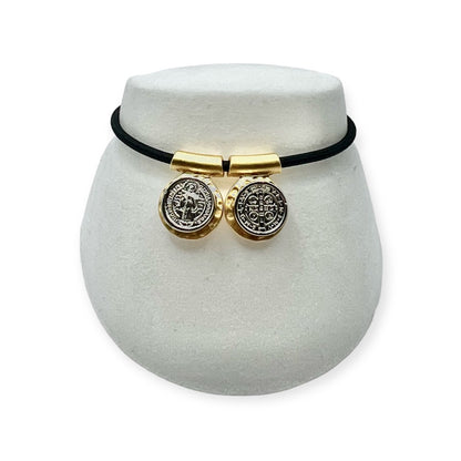 Pulsera Escapulario San Benito Cordón